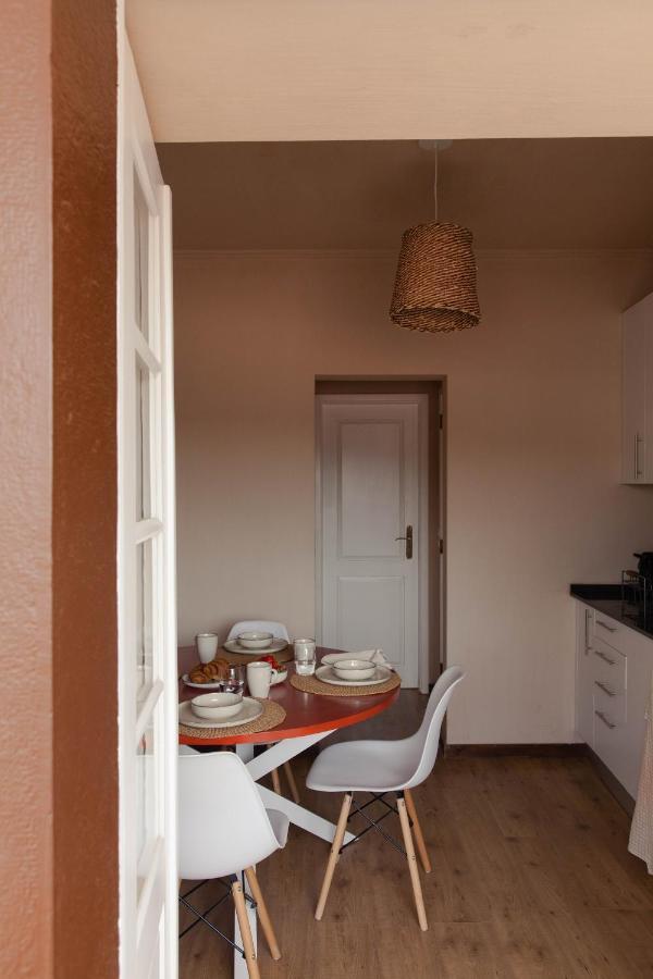 Azenhas Do Mar Roadside House Villa Colares Exterior photo