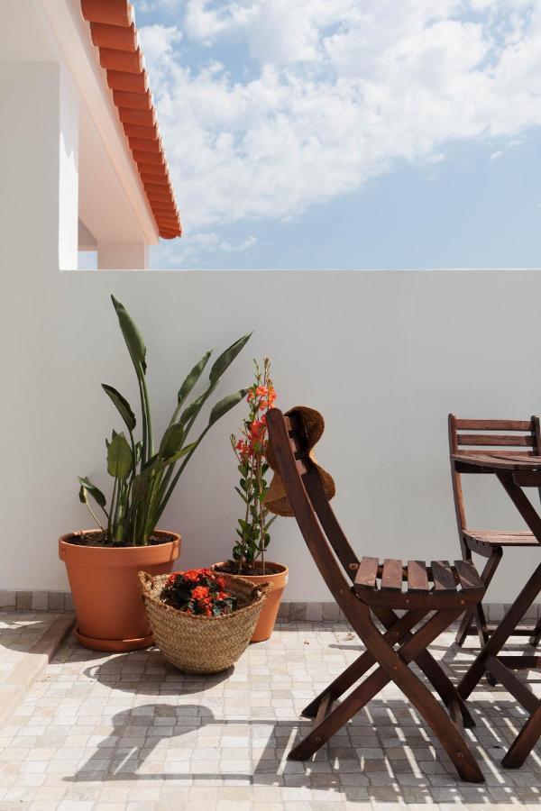 Azenhas Do Mar Roadside House Villa Colares Exterior photo